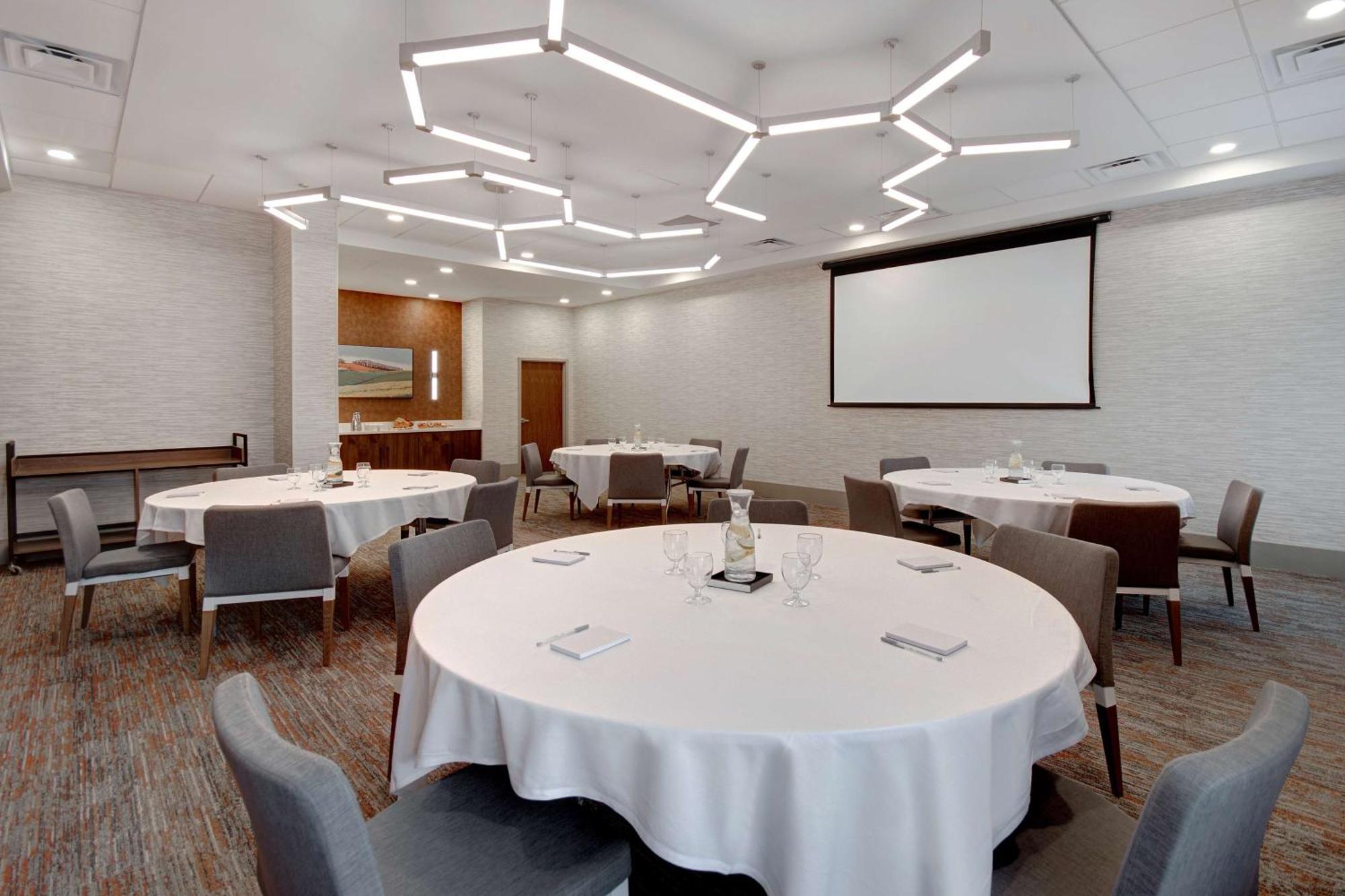 Hilton Garden Inn Terre Haute Ngoại thất bức ảnh