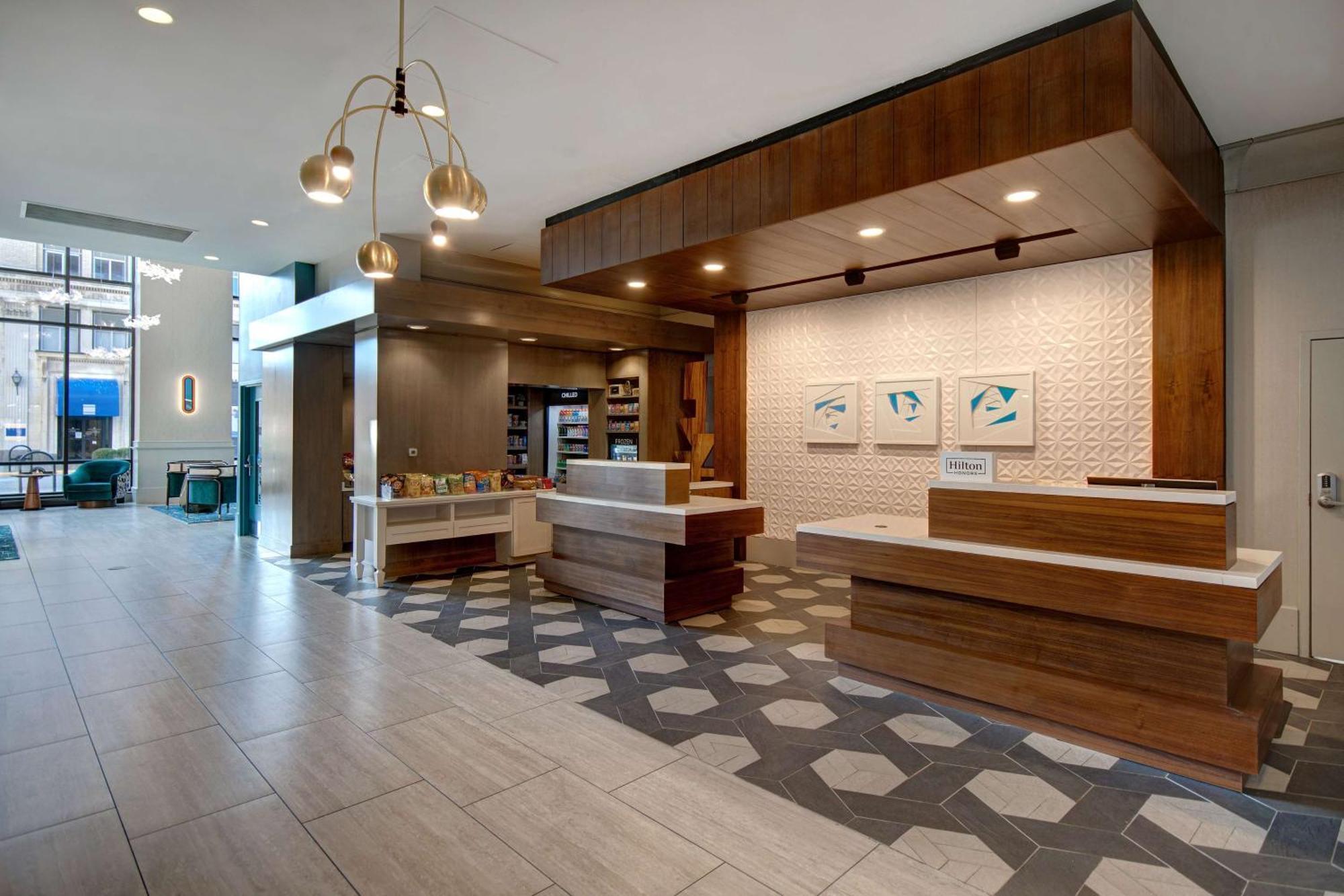 Hilton Garden Inn Terre Haute Ngoại thất bức ảnh