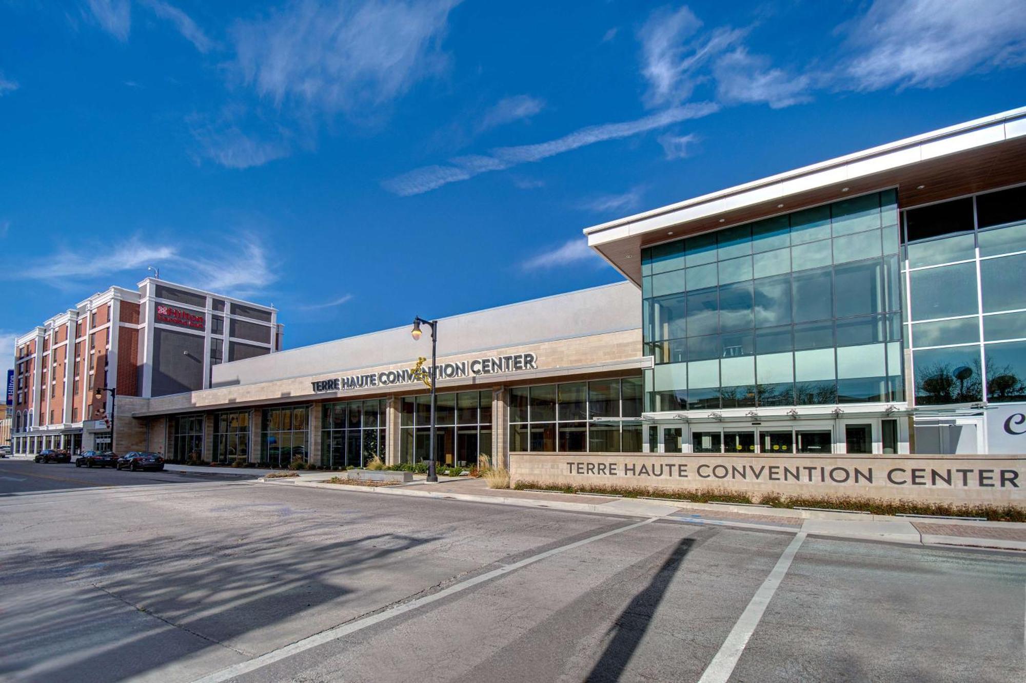 Hilton Garden Inn Terre Haute Ngoại thất bức ảnh